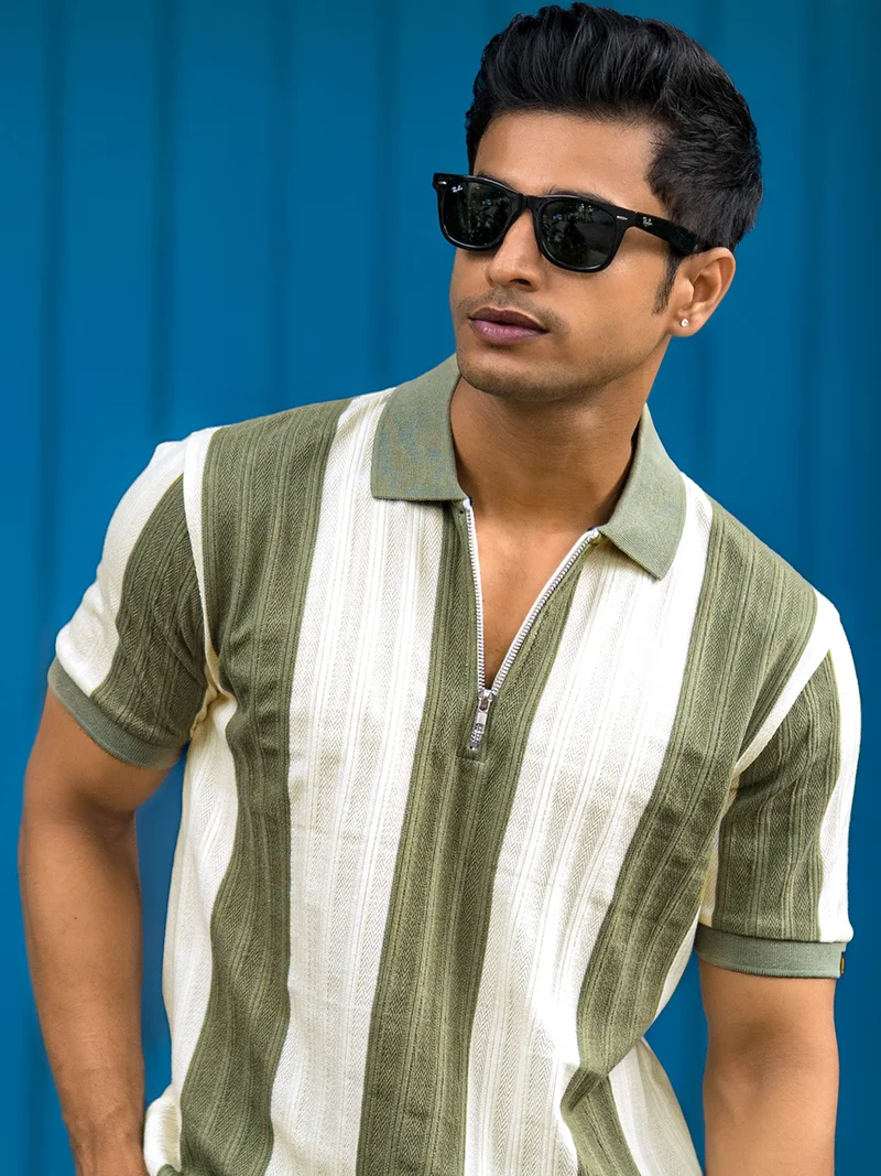 مانياك Maniac Mens AOP Wave Spray Printed Round Neck Half Sleeve Black and Grey Cotton Tshirt